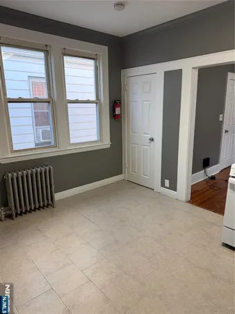 $2,275 | 185 Linden Avenue, Irvington, NJ 07111