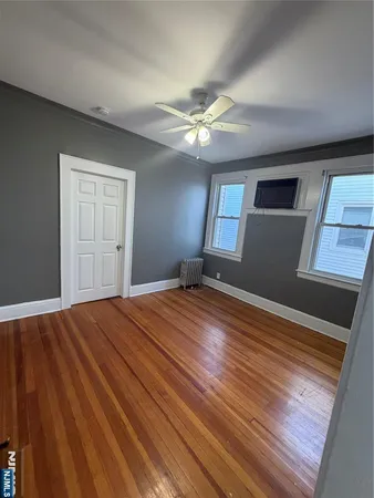$2,275 | 185 Linden Avenue, Irvington, NJ 07111