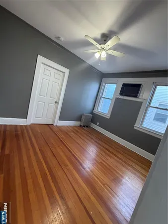 $2,275 | 185 Linden Avenue, Irvington, NJ 07111