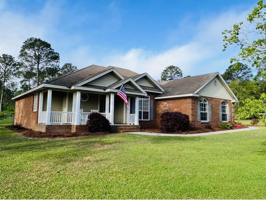 5007 Shadow Ridge Circle Hahira, GA 31632 - Photo 2 of 25 Gallery Image 2
