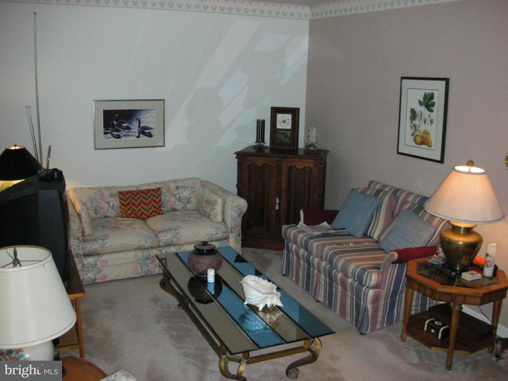 398 Cardinal Road Lititz, PA 17543 - Photo 4 of 4