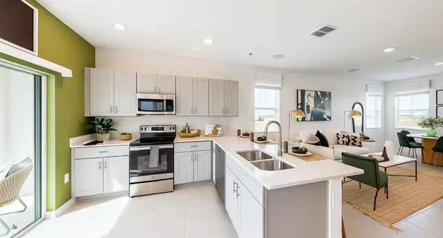 $239,990 | 2004 Viewfinder Street, Kissimmee, FL 34758