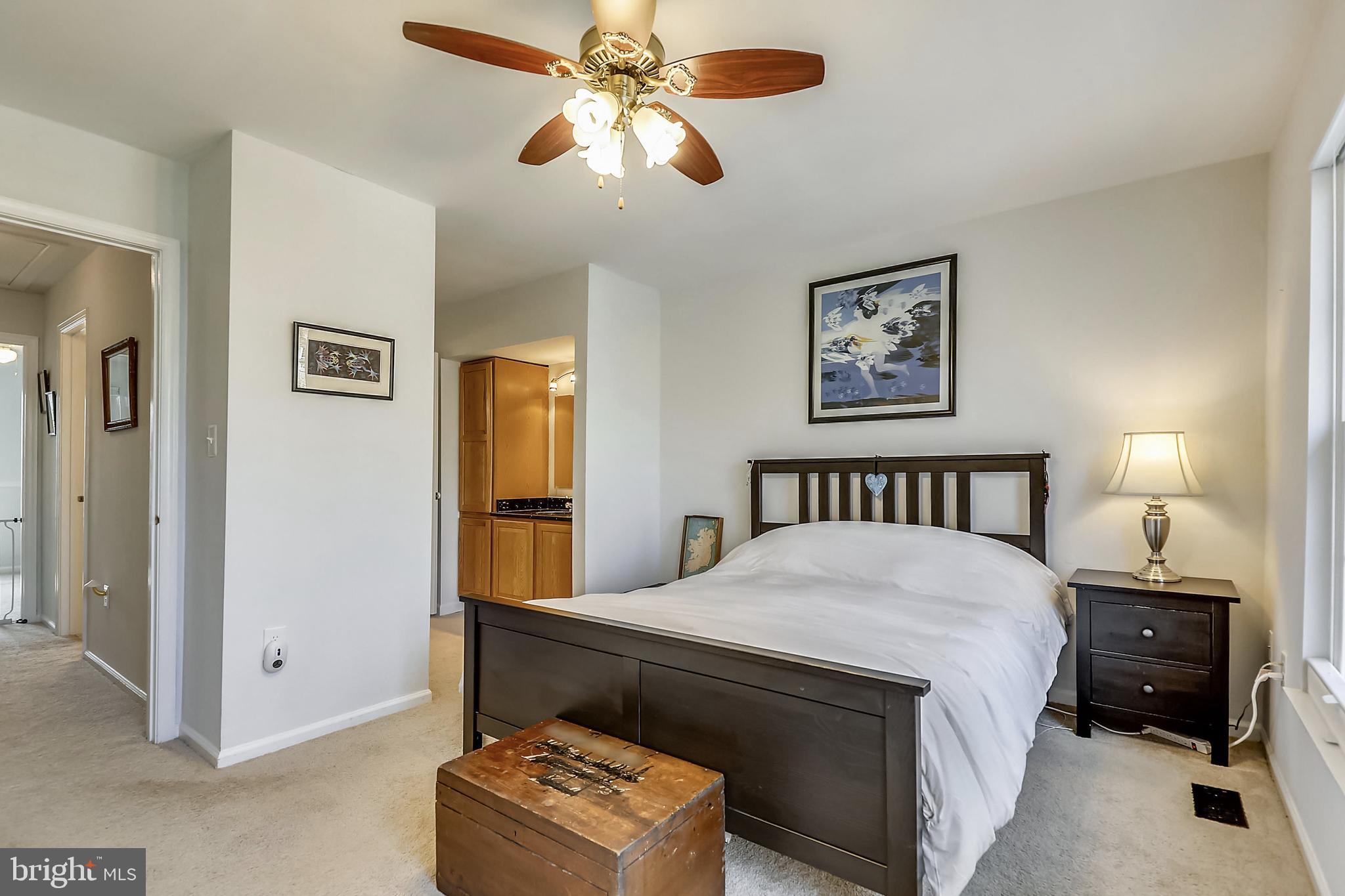 2066 Derby Ridge Lane, Unit 318 Silver Spring, MD 20910 - Photo 13 of 29 Master bedroom