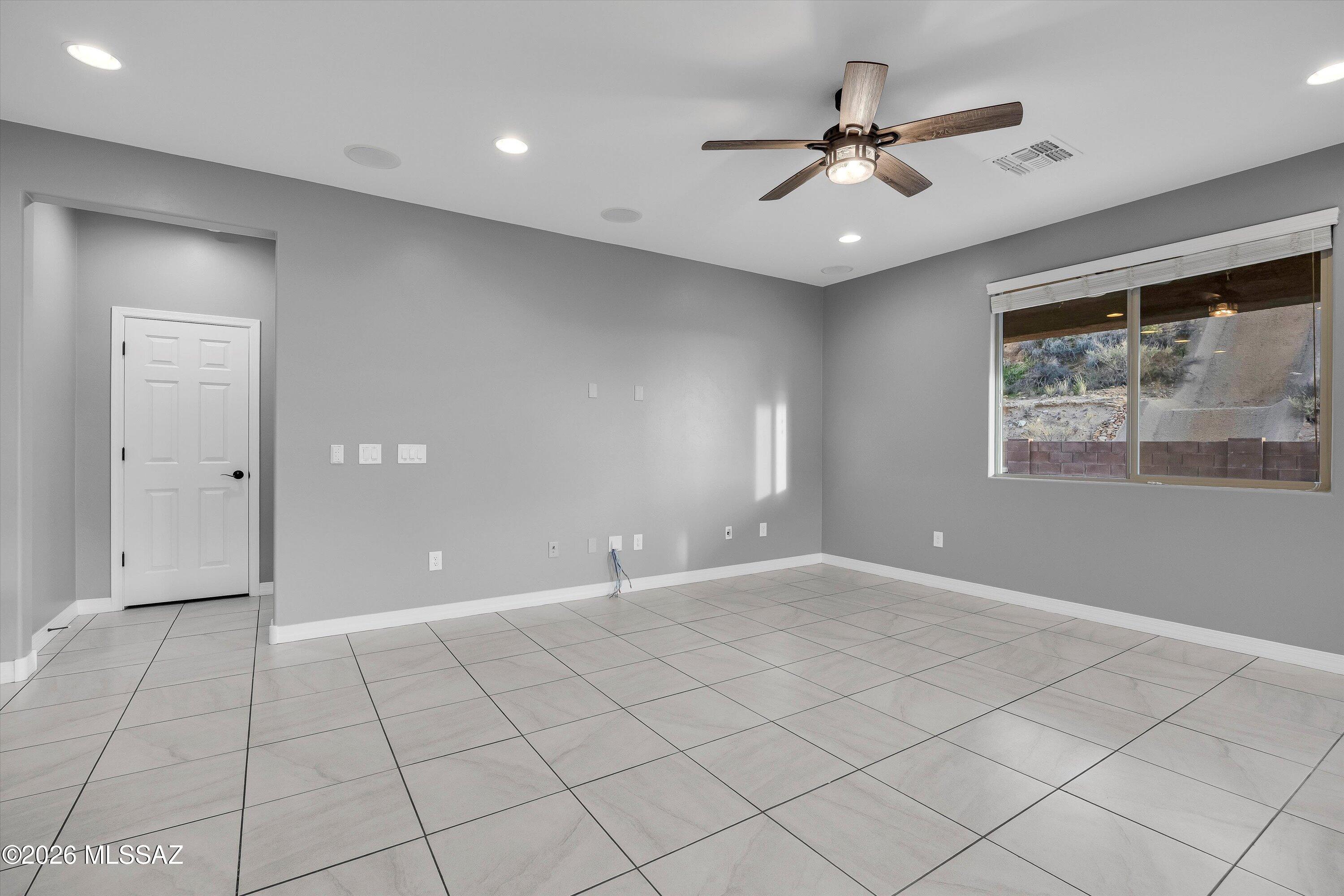38655 South Running Roses Lane Saddlebrooke, AZ 85739 - Photo 16 of 49