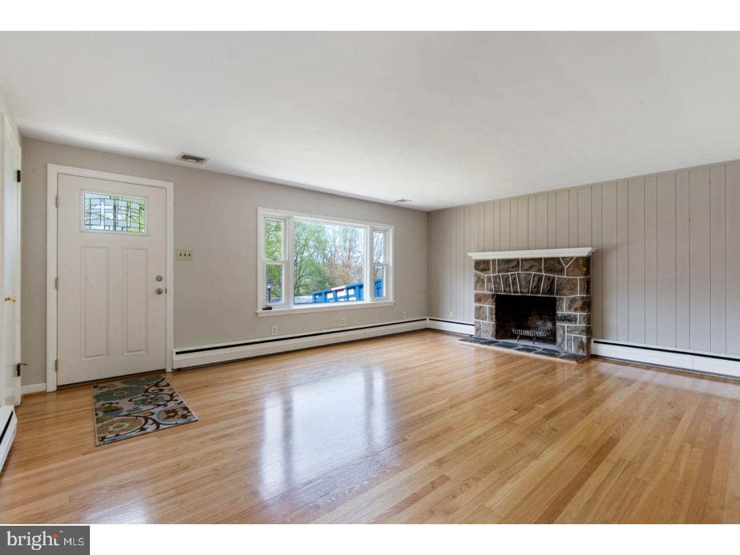 1502 Reed Street Coatesville, PA 19320 - Photo 4 of 23 Gallery Image 4