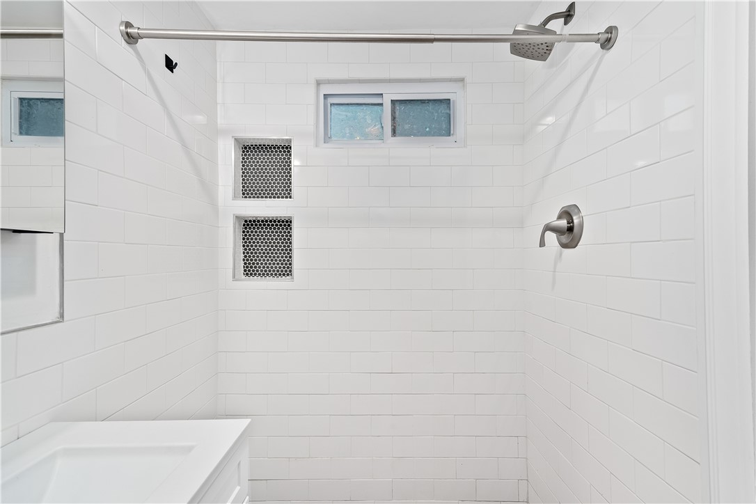 1226 Park Avenue, Unit 2 Woonsocket, RI 02895 - Photo 13 of 16