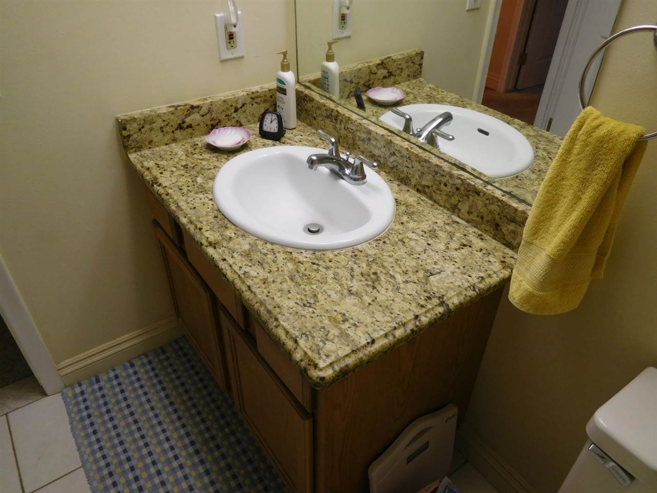 2377 Walton Blvd. Rochester, MI 48309 - Photo 10 of 12 31288173-9.JPG
