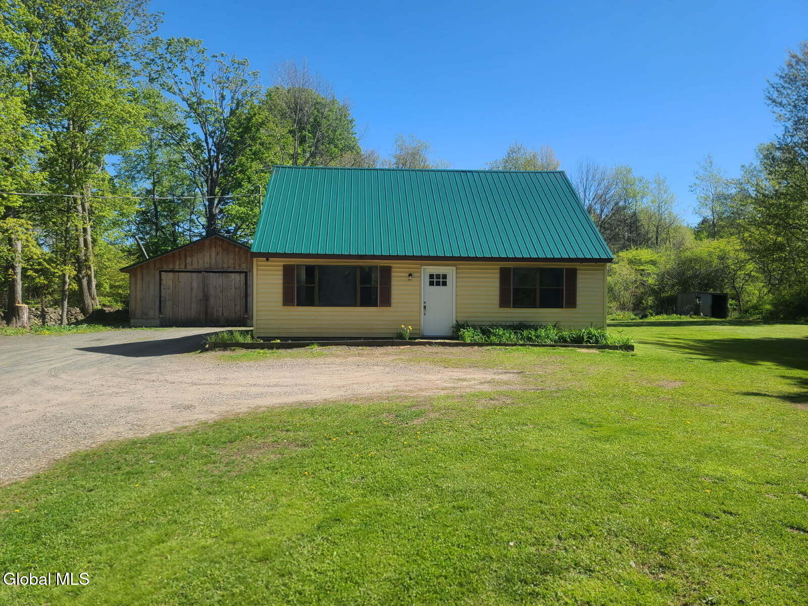 329 New Turnpike Road Fort Plain, NY 13339 - Photo 1 of 42 image000000 (12)
