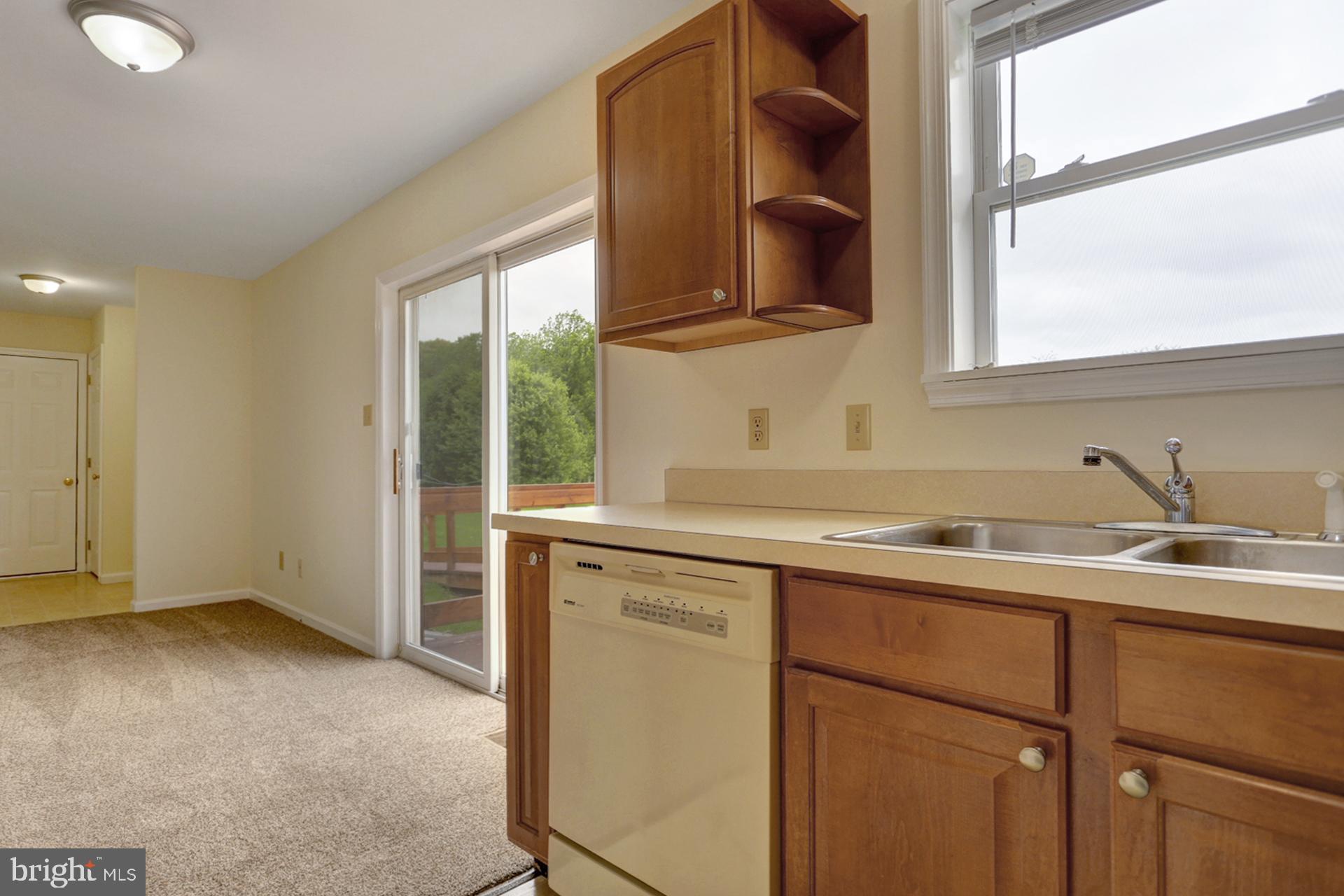 713 East Christine Road Nottingham, PA 19362 - Photo 4 of 34