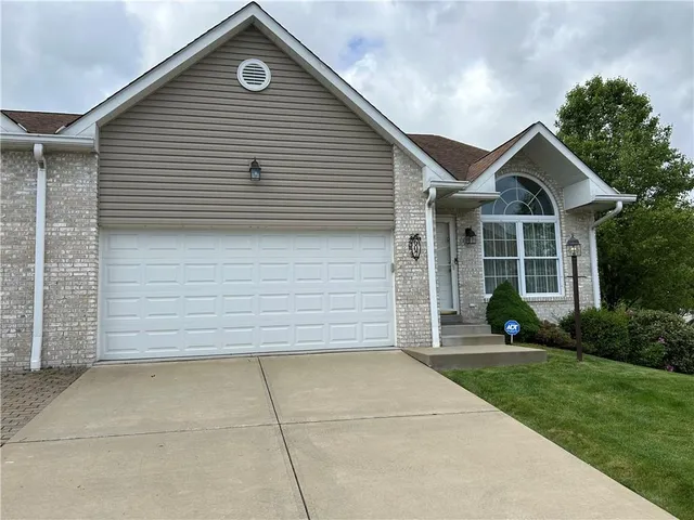 $299,900 | 607 Crestview Lane, New Kensington, PA 15068