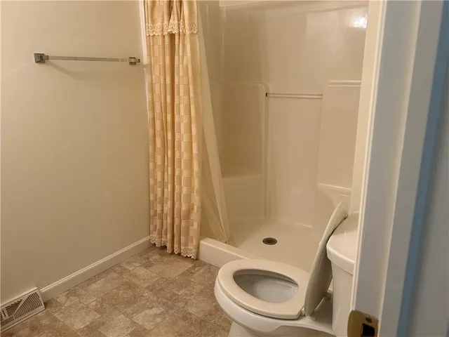 $299,900 | 607 Crestview Lane, New Kensington, PA 15068