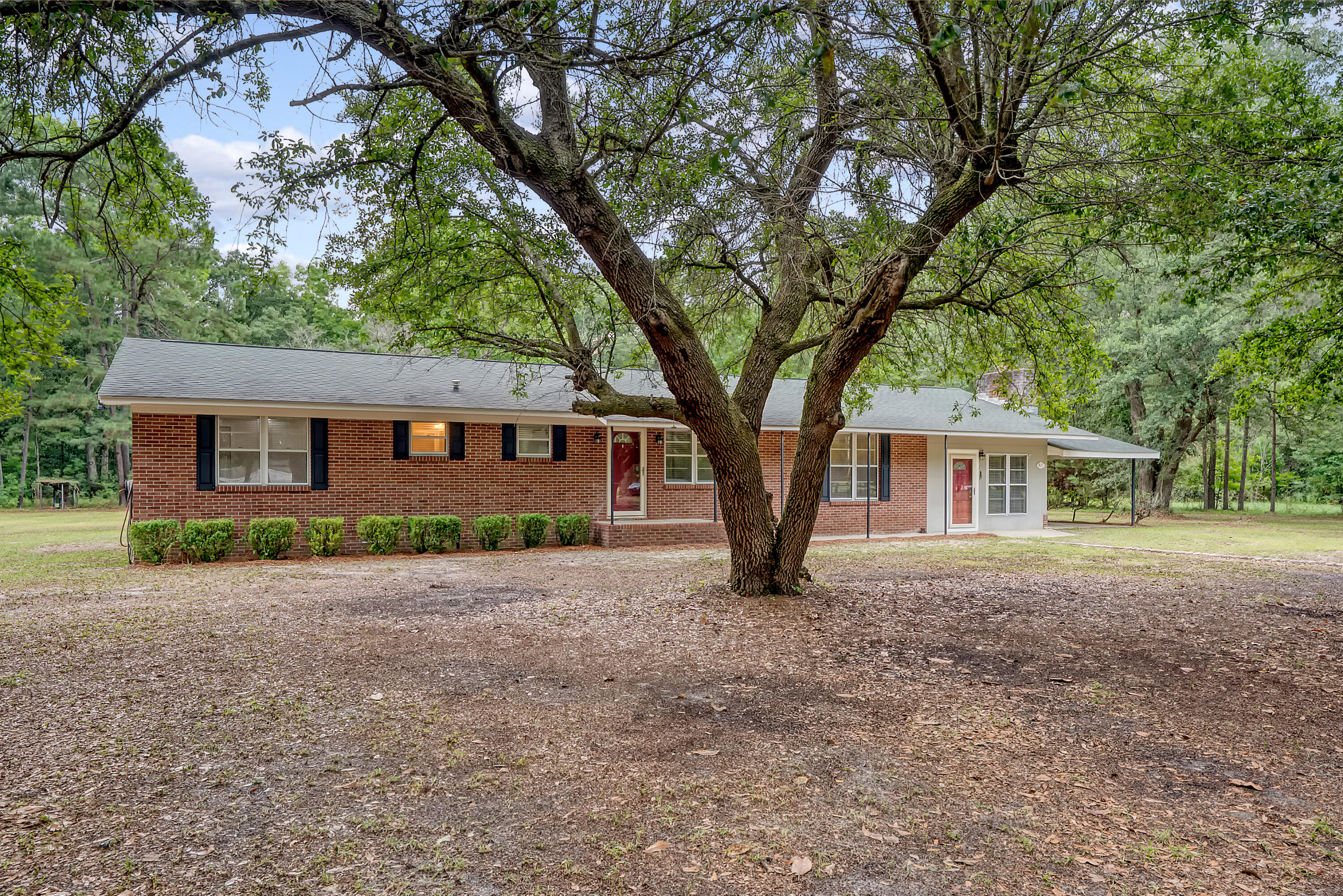 421 County Rd S-18-132 Dorchester, SC 29437 - Photo 5 of 36 DSC02917_3 copy