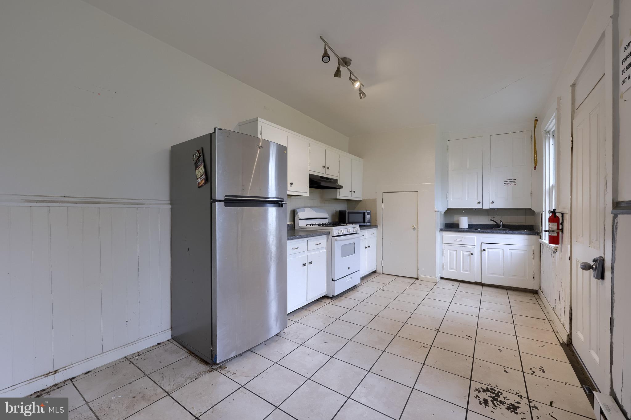 736 High Street Lancaster, PA 17603 - Photo 10 of 20