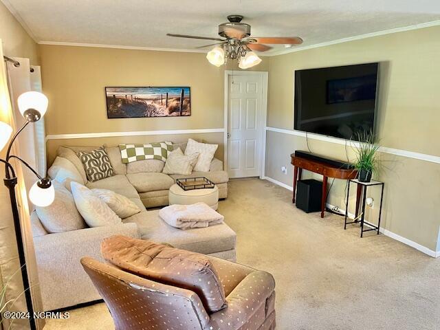 127 New Liberty Road New Bern, NC 28562 - Photo 11 of 28 living room from front door