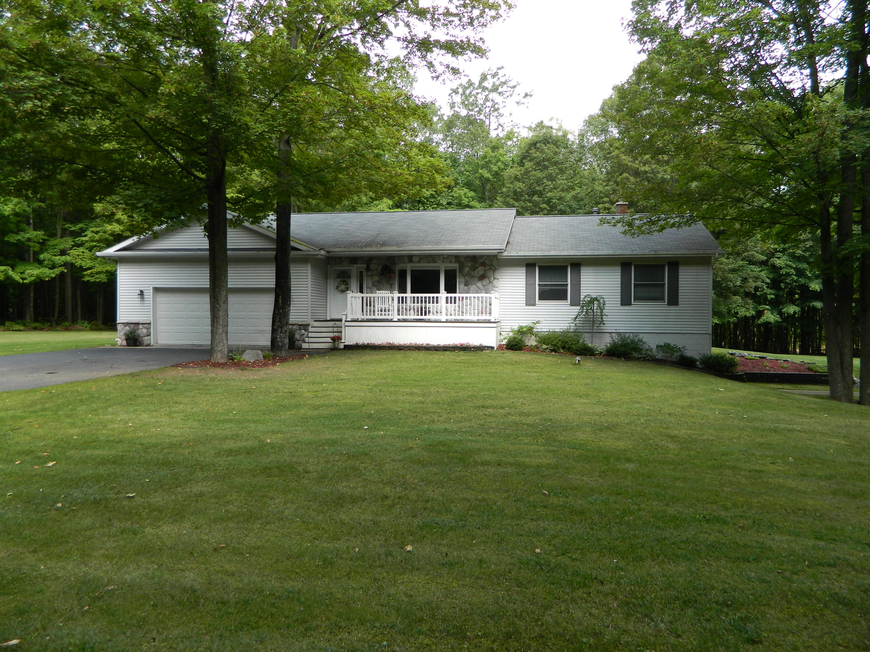 13060 Bartz Road Hubbard Lake, MI 49747 - Photo 1 of 31 Gallery Image 1