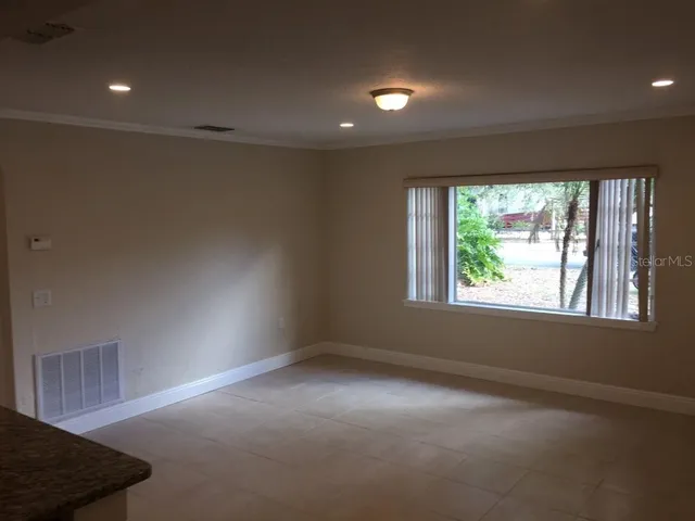 a view of empty room with window