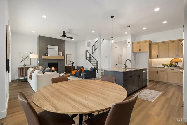 $749,900 | 599 North Hiltonhead Way, Eagle, ID 83616