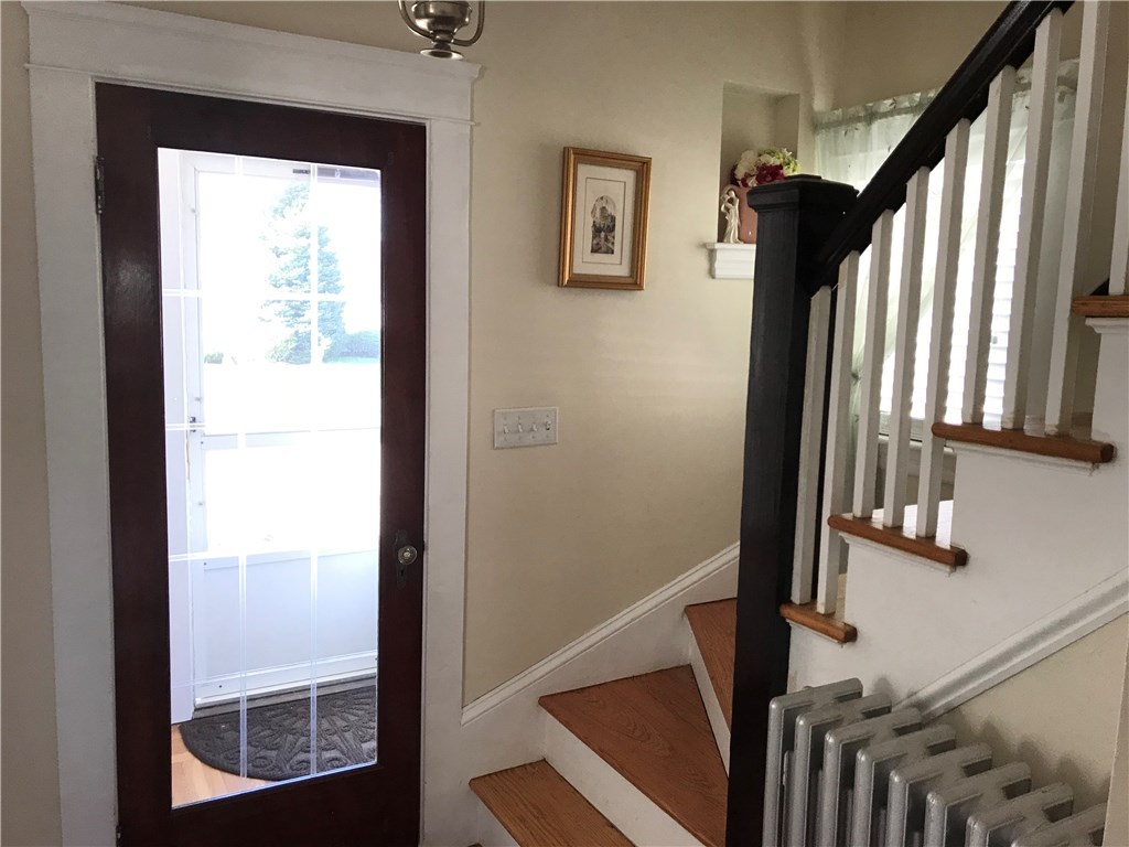 87 Calaman Road Cranston, RI 02910 - Photo 16 of 38 Front Entrance with mudroom