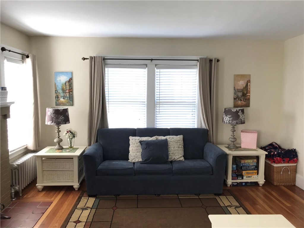 87 Calaman Road Cranston, RI 02910 - Photo 9 of 38