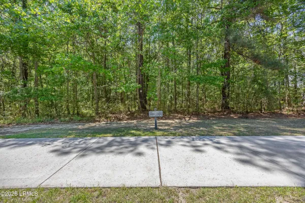 $179,000 | 421 Hampton Lake Drive, Bluffton, SC 29910
