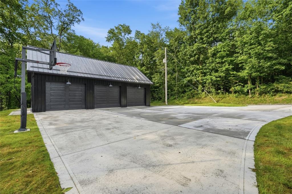 521 Creek Road Bulger, PA 15019 - Photo 44 of 49 Gallery Image 44