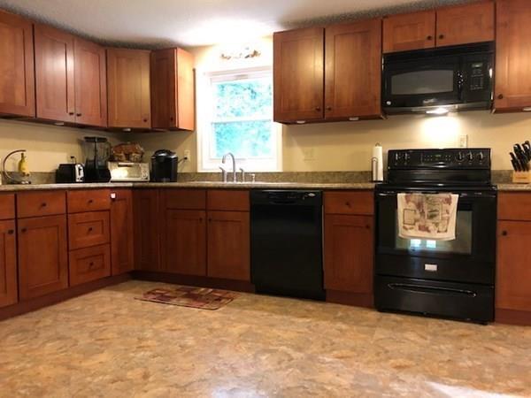 39 Brookfield Road North Brookfield, MA 01535 - Photo 5 of 29 Gallery Image 5