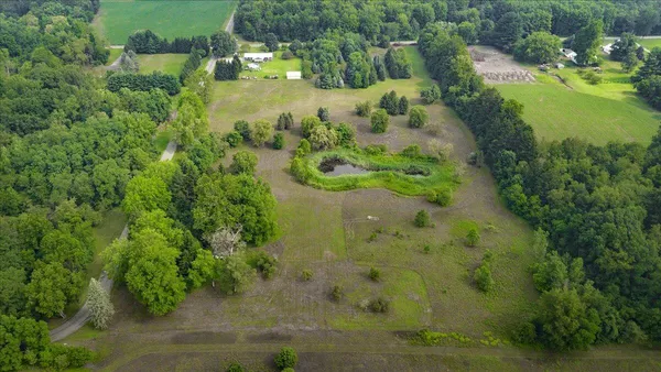 $550,000 | 19839 South Witt Road, Three Oaks, MI 49128