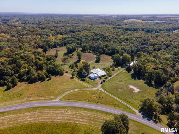 $960,000 | 27234 State Hwy Z, Canton, MO 63435