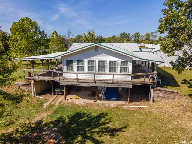 $960,000 | 27232 State Highway, La Grange, MO 63448
