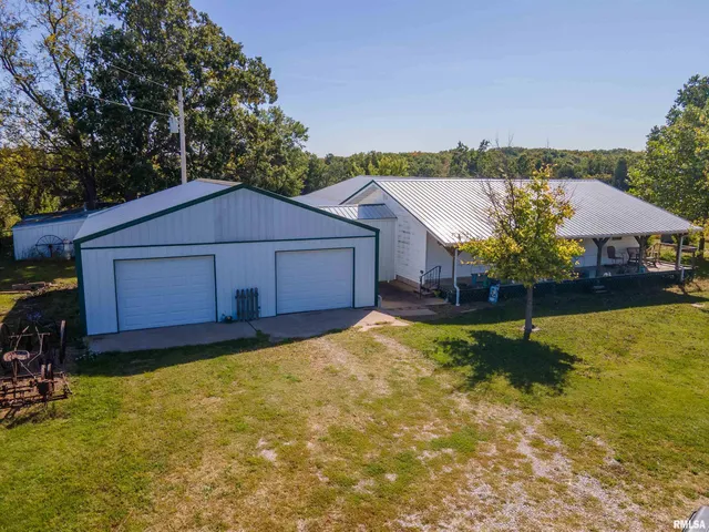 $960,000 | 27232 State Highway, La Grange, MO 63448