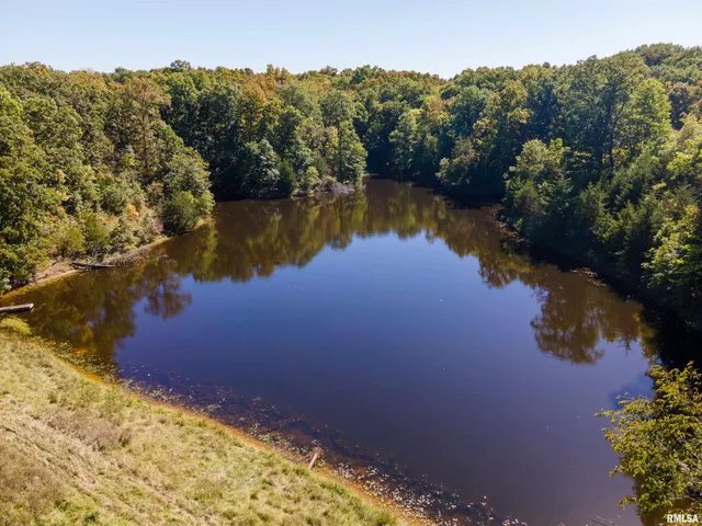 $960,000 | 27232 State Highway, La Grange, MO 63448