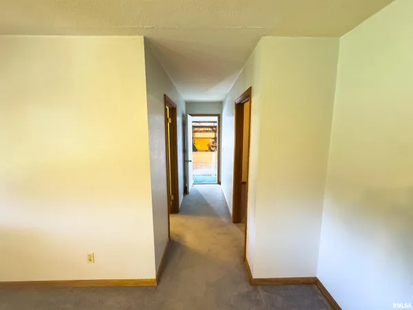 $960,000 | 27234 State Hwy Z, Canton, MO 63435