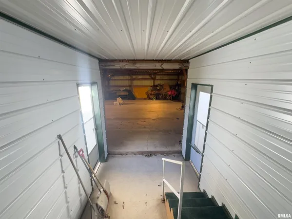 $960,000 | 27234 State Hwy Z, Canton, MO 63435