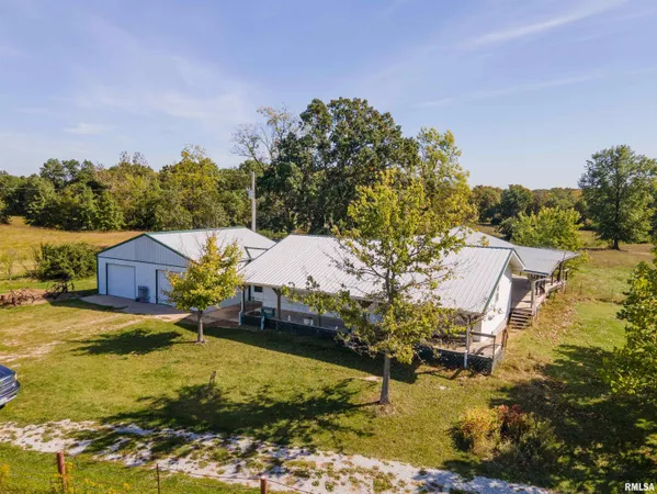 $960,000 | 27234 State Hwy Z, Canton, MO 63435