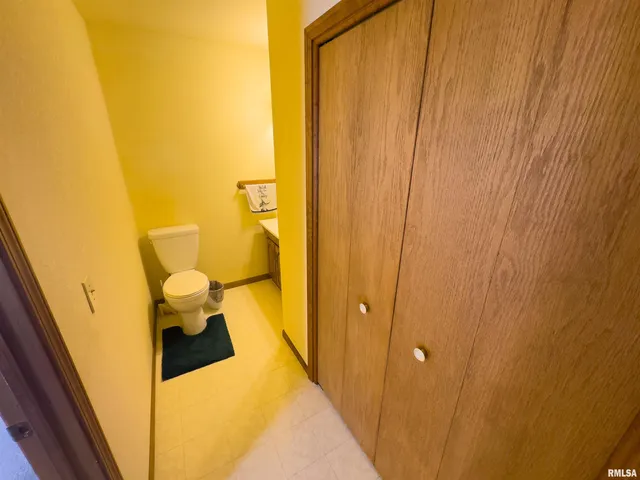 $960,000 | 27232 State Highway, La Grange, MO 63448