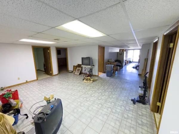 $960,000 | 27234 State Hwy Z, Canton, MO 63435