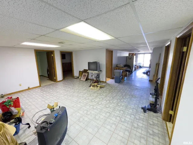 $960,000 | 27232 State Highway, La Grange, MO 63448