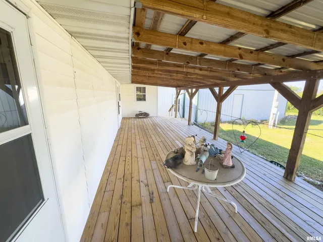 $960,000 | 27232 State Highway, La Grange, MO 63448