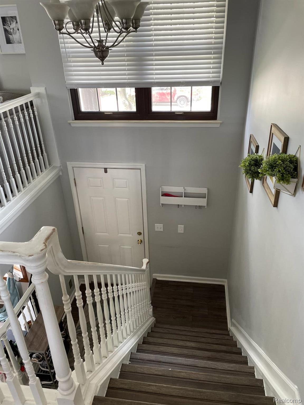 22271 Derby Road Trenton, MI 48183 - Photo 16 of 23 Gallery Image 16