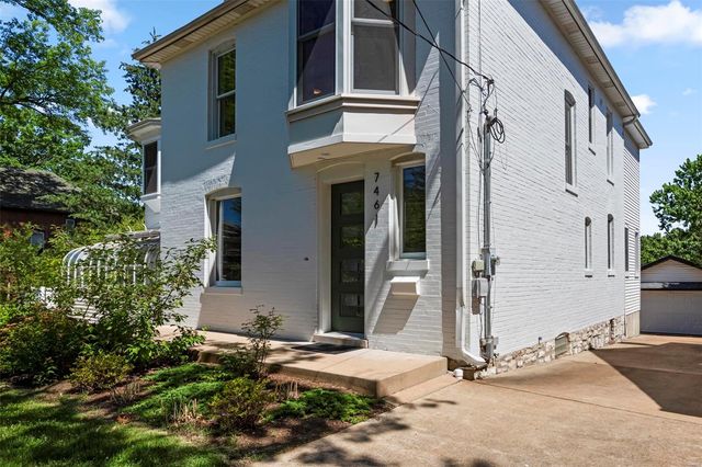 $472,000 | 7461 Hiawatha Avenue, St. Louis, MO 63117
