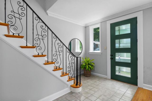 $472,000 | 7461 Hiawatha Avenue, St. Louis, MO 63117