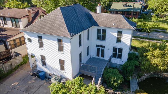 $472,000 | 7461 Hiawatha Avenue, St. Louis, MO 63117