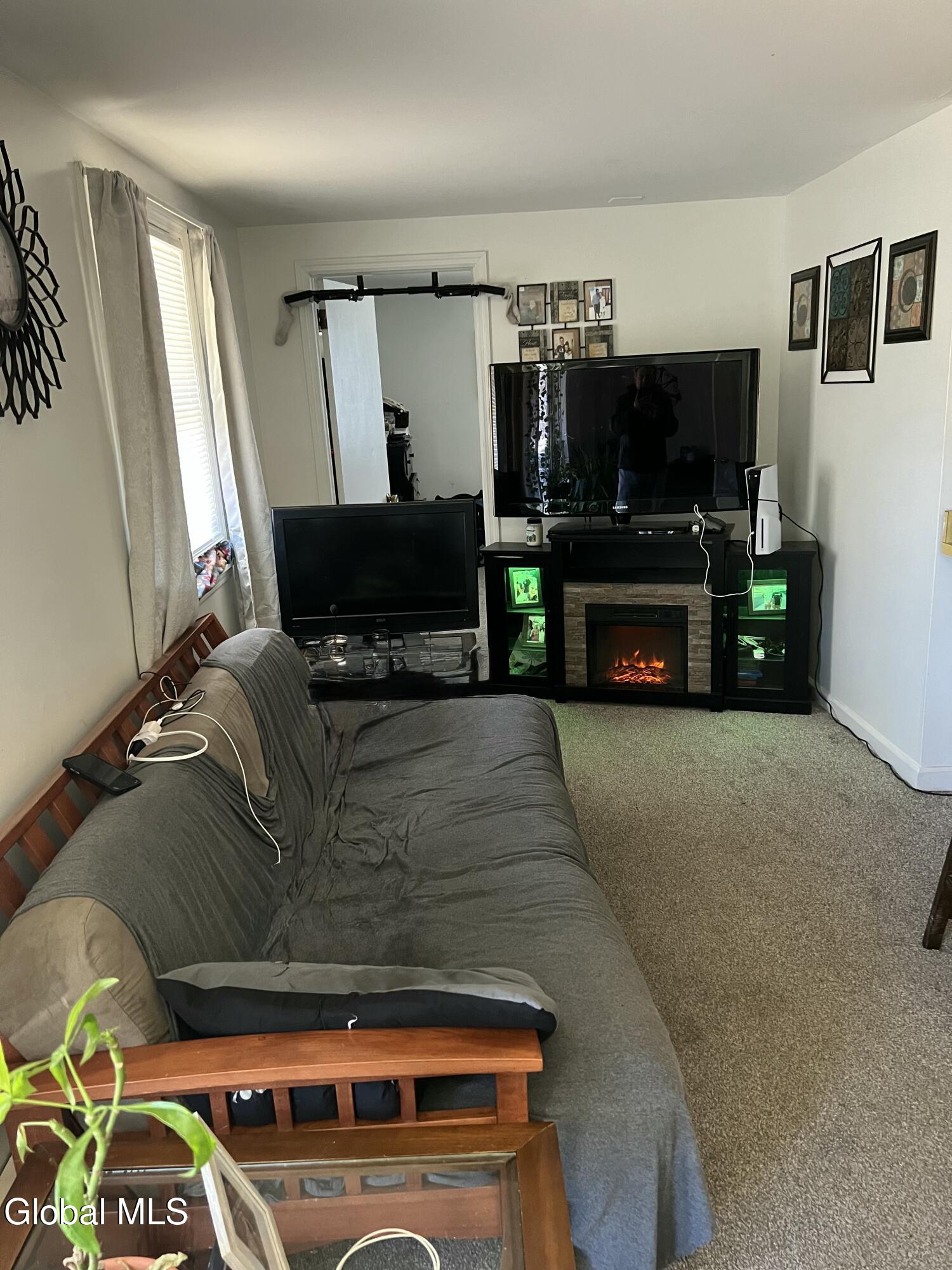 610 Saratoga Road Schenectady, NY 12302 - Photo 13 of 15 Unit 3 - 4