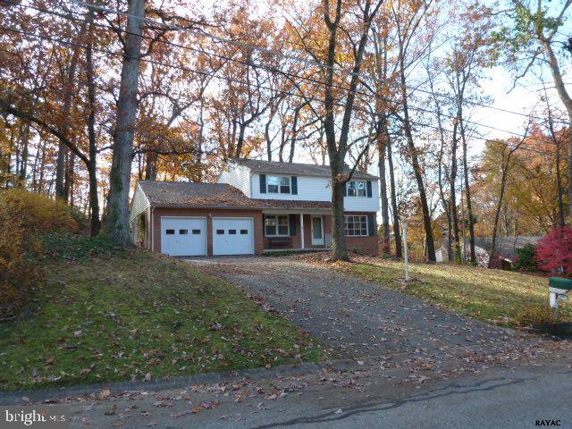 170 Kirch Road York, PA 17402 - Photo 2 of 25