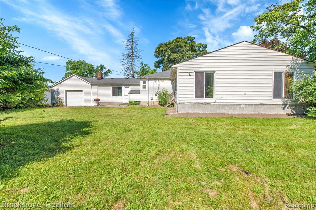 20930 Stahelin Road Southfield, MI 48075 - Photo 25 of 29 Gallery Image 25