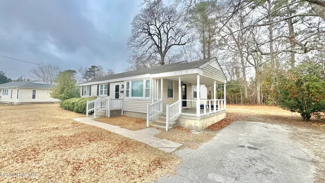 $1,450 | 505 Delmar Road, Jacksonville, NC 28540