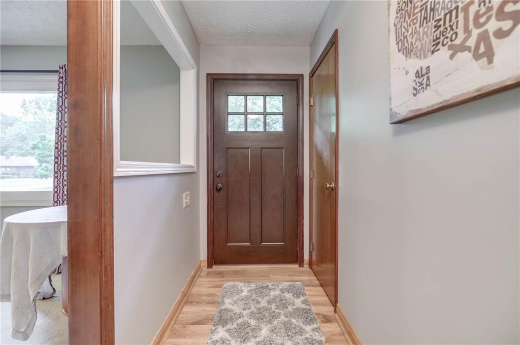 782 Valley Way Road Greenwood, IN 46142 - Photo 6 of 38 Gallery Image 6