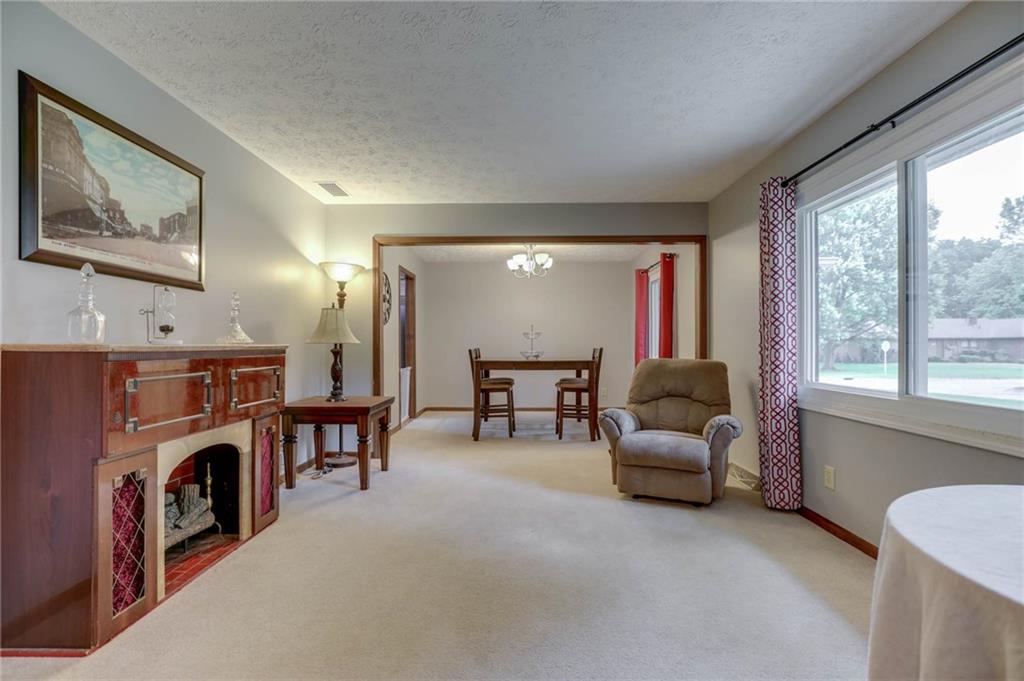 782 Valley Way Road Greenwood, IN 46142 - Photo 9 of 38 Gallery Image 9