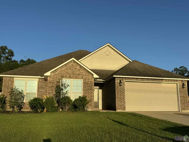 $245,000 | 10777 Dodger Drive, Denham Springs, LA 70726