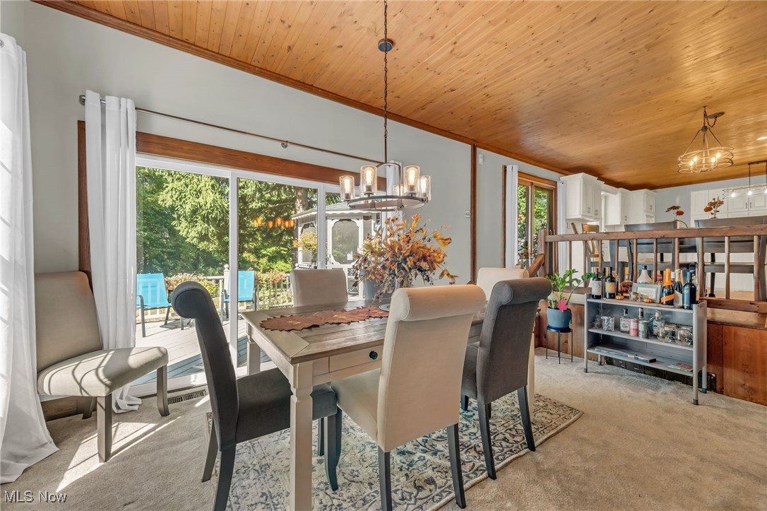 342 South Miller Road Akron, OH 44333 - Photo 4 of 44 Additional Dining Area in Great Room
